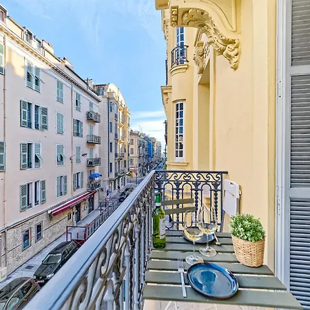 Luxury Homeplace In Center Apartment Nice