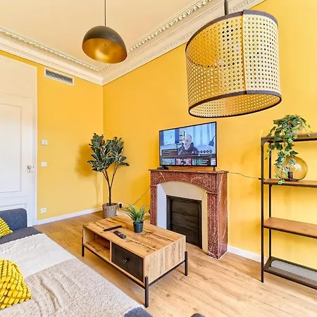 Luxury Homeplace In Center Apartman