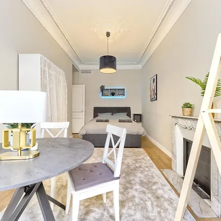 Luxury Homeplace In Center *